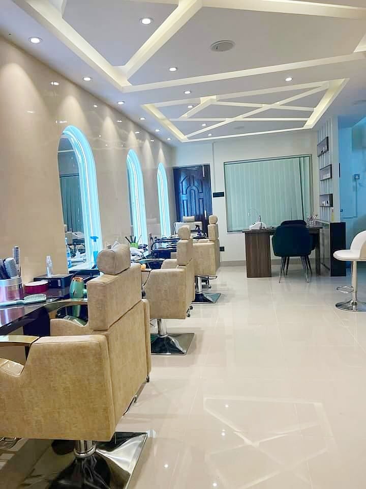 The Tiara Unisex Salon — photo by The Tiara Unisex Salon
