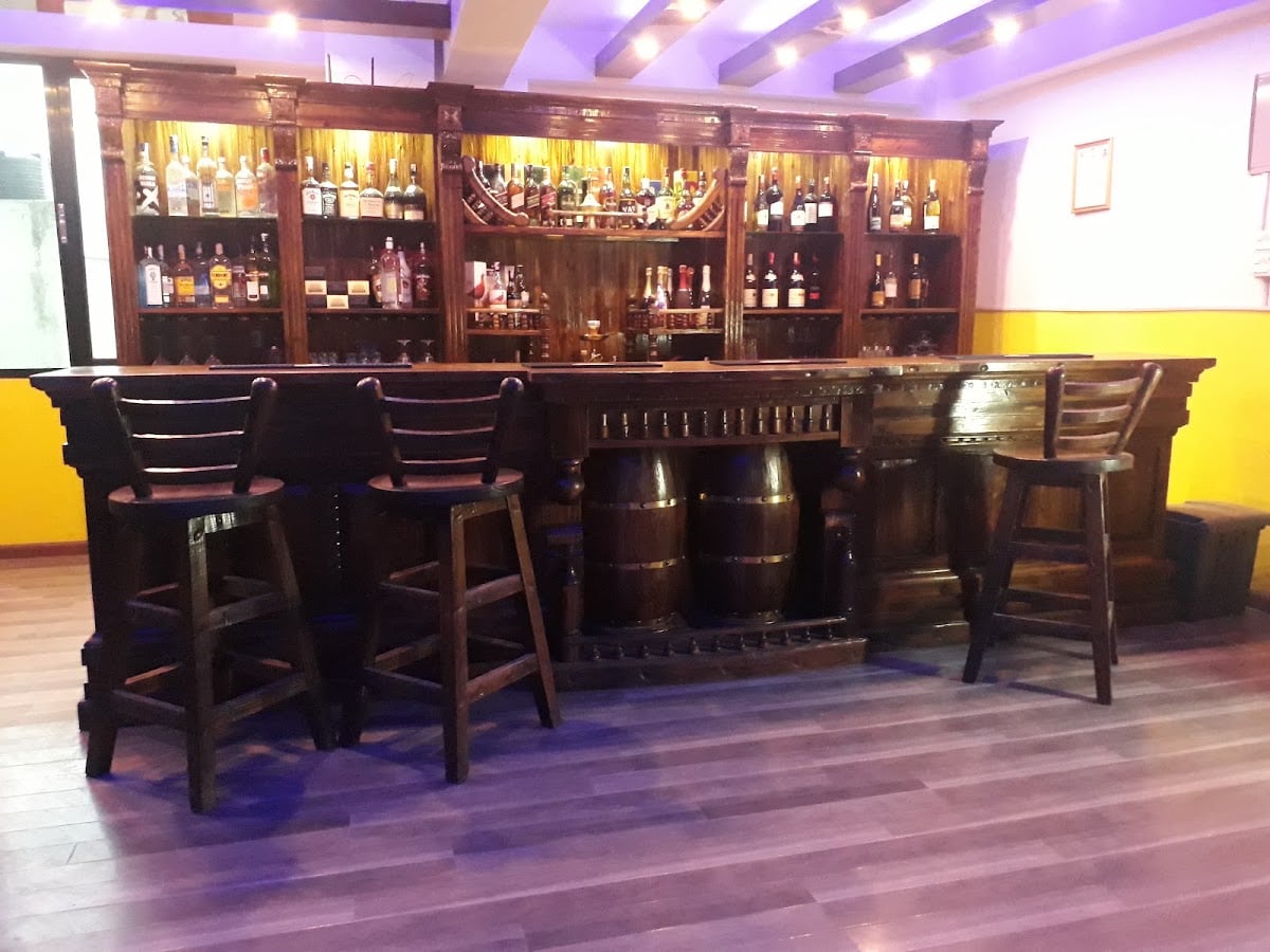 The White Snake-Lounge/Grill/Bar — photo by Prajwol Pradhan Maharjan