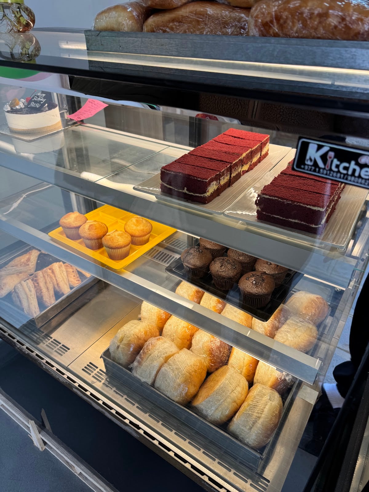 Traditional Bakery — photo by ZUKI