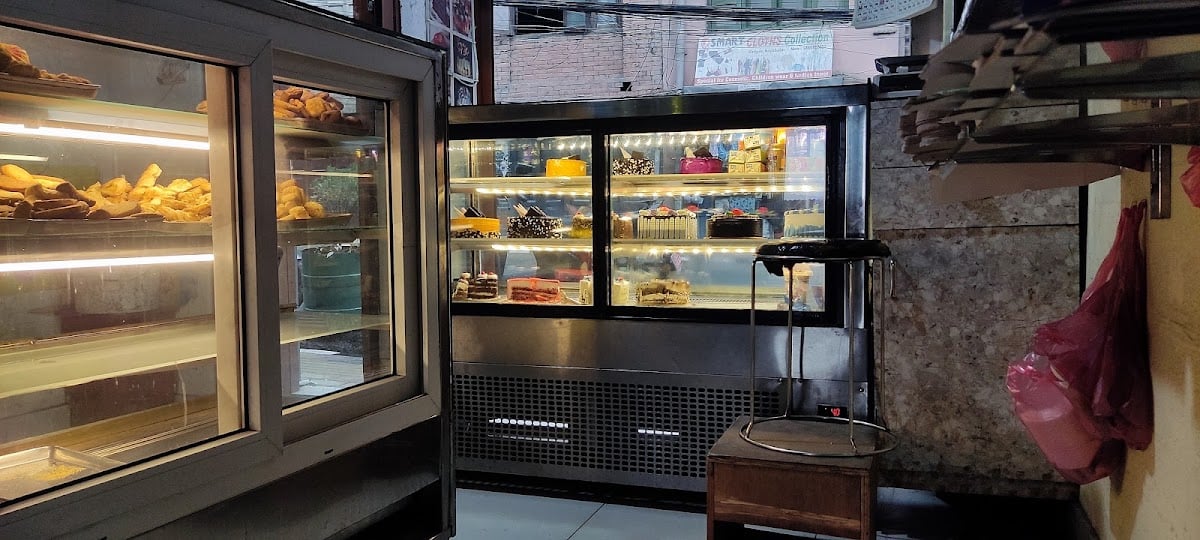 Traditional Taj bakery — photo by Traditional Taj bakery