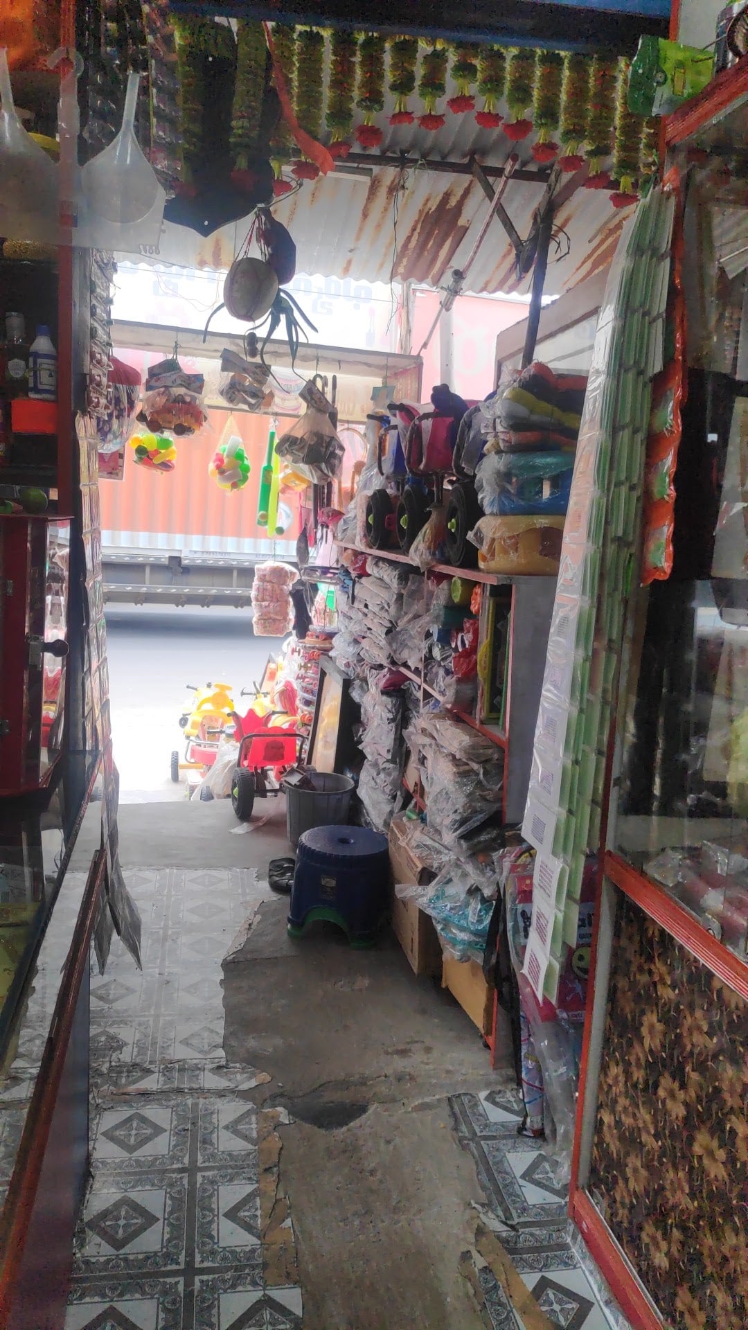 VARA LAKSHMI FANCY &GENERAL STORES — photo by Raja prajpath