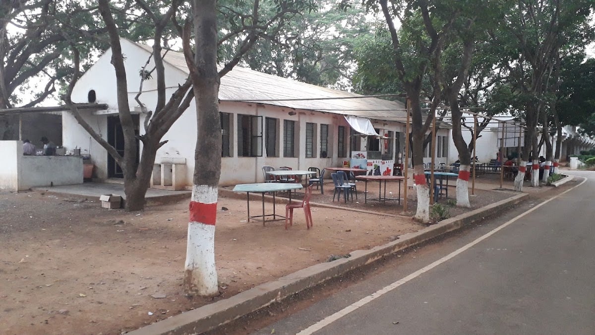 Vignan Canteen — photo by Murari Yaswanth kumar