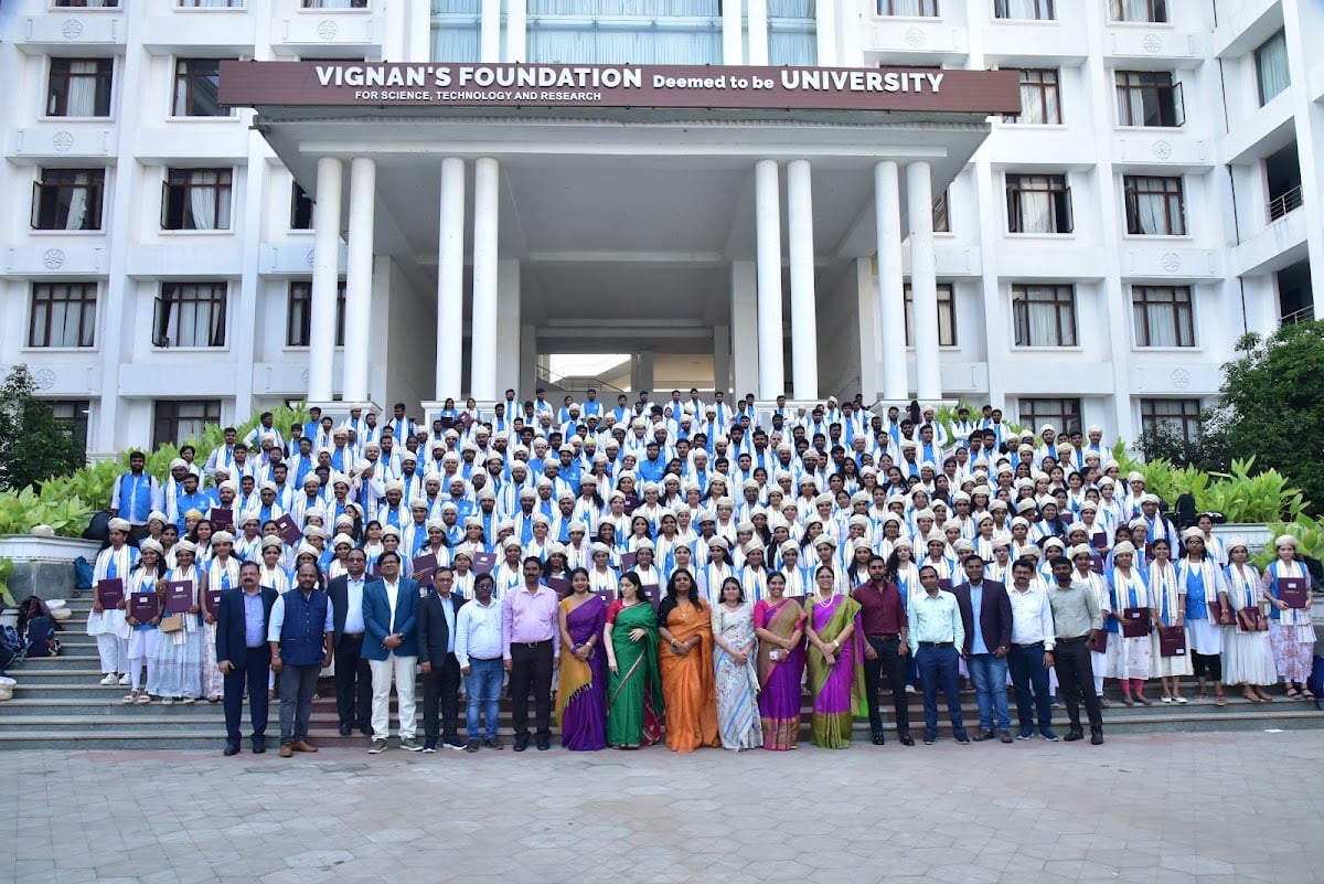 Vignan Online — photo by Yarraballi Suresh