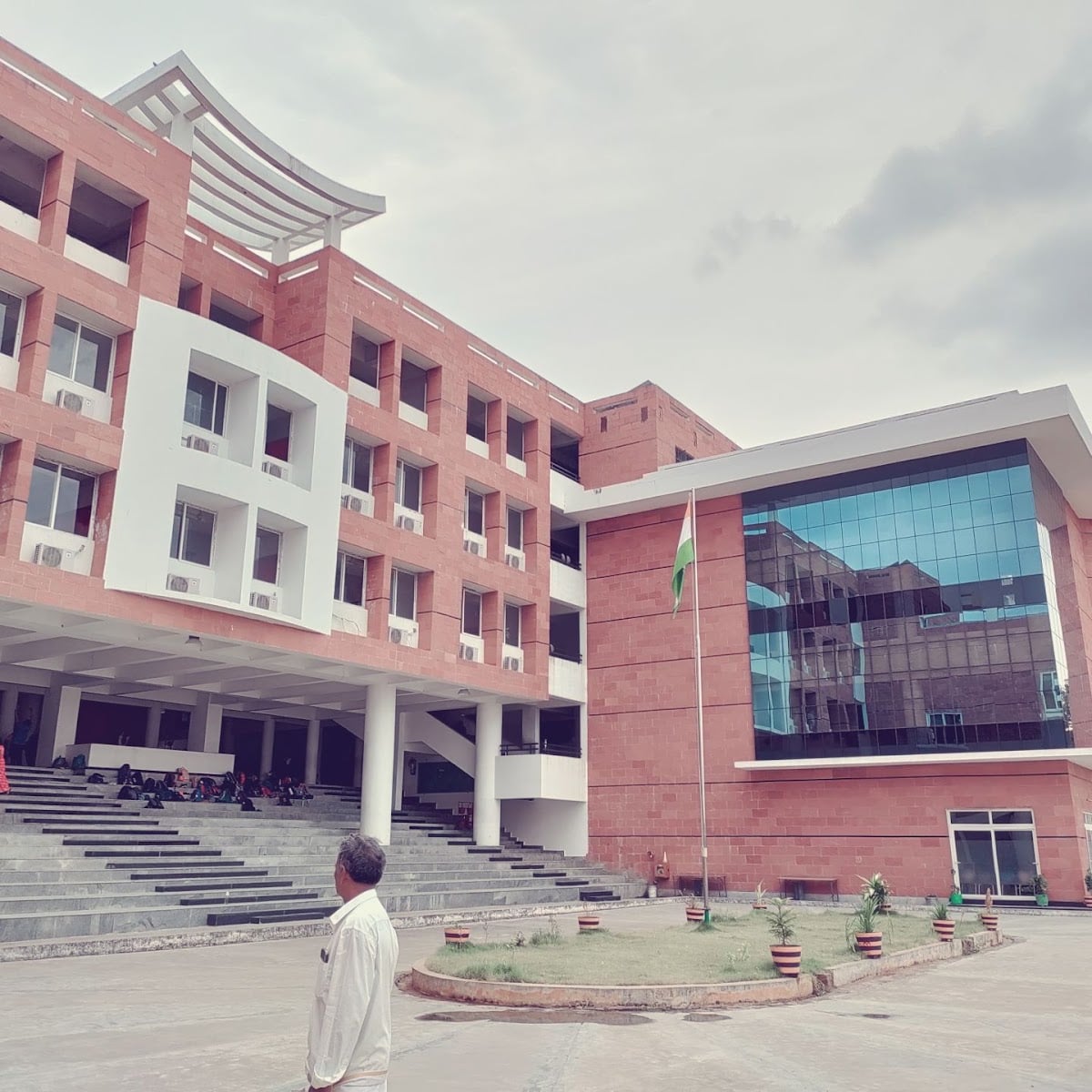 VVIT: S & H Block — photo by SUBHANI MEHABOOB