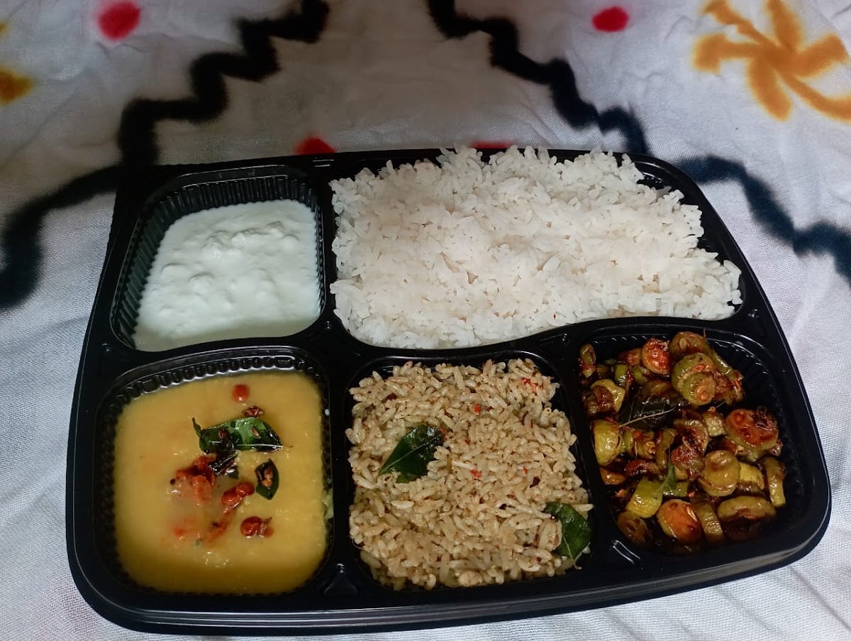 YAMANIKHA'S HOME KITCHEN — photo by YAMANIKHA'S HOME KITCHEN
