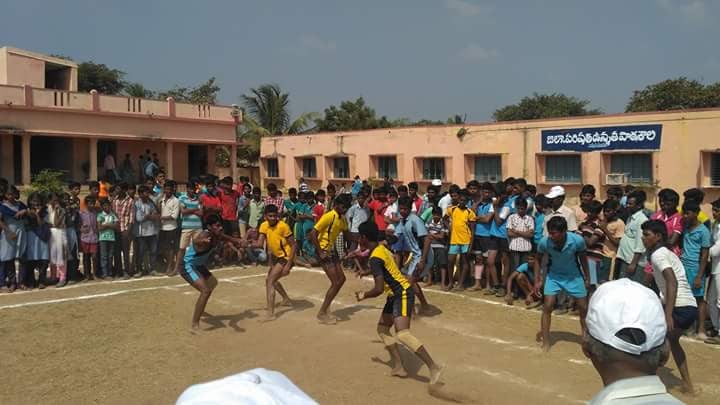 Yanamadala High School — photo by Rajeswara Sharma Prathipati
