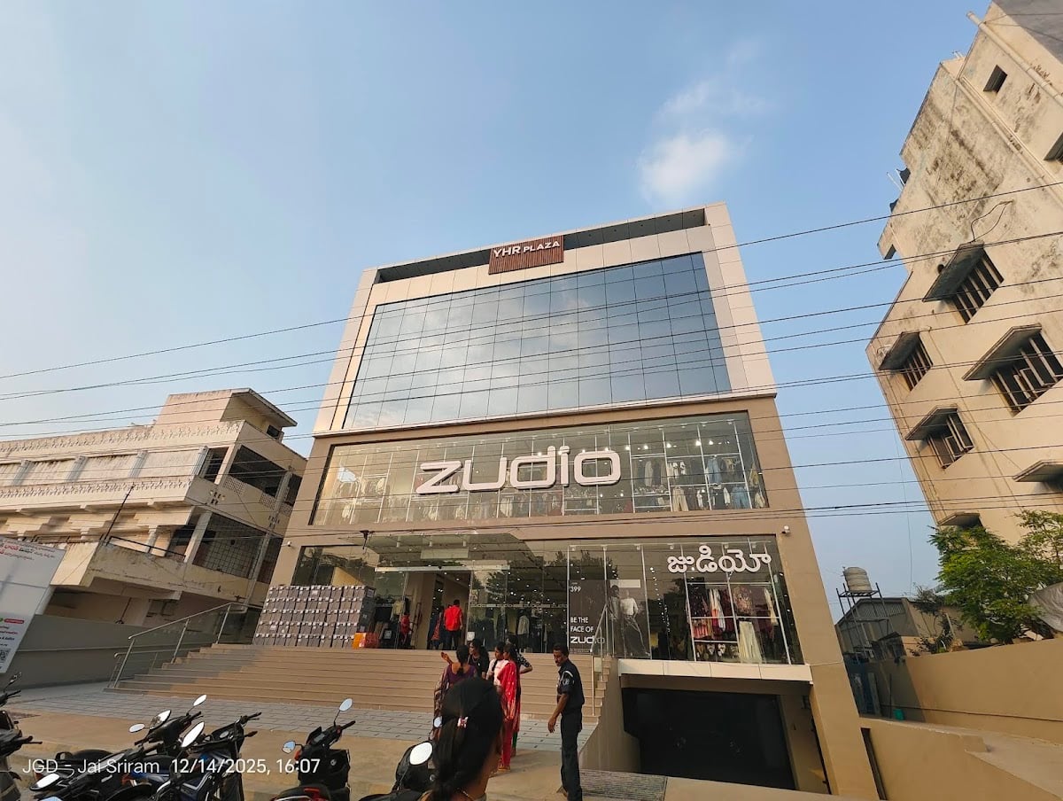 Zudio - Ring Road, Guntur — photo by Krishna Baludra