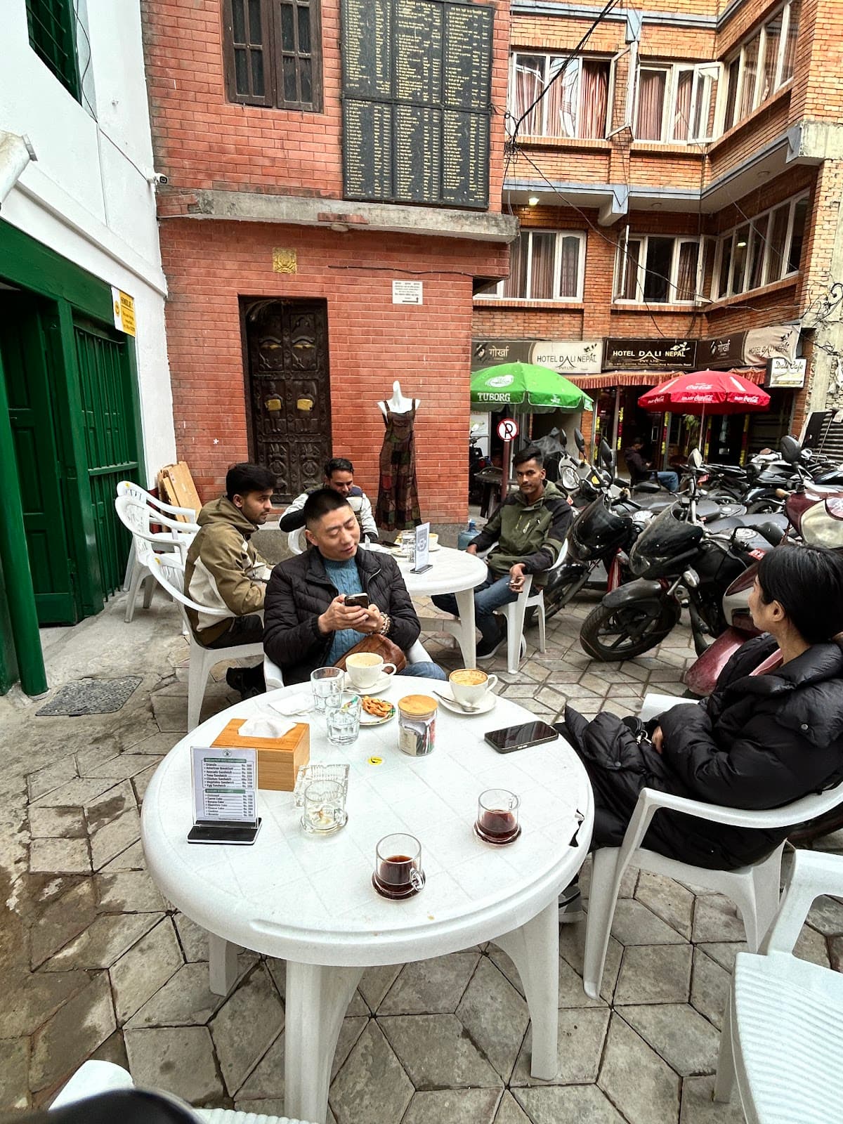 A1 WhiteHouse Cafe — photo by Juan Fu