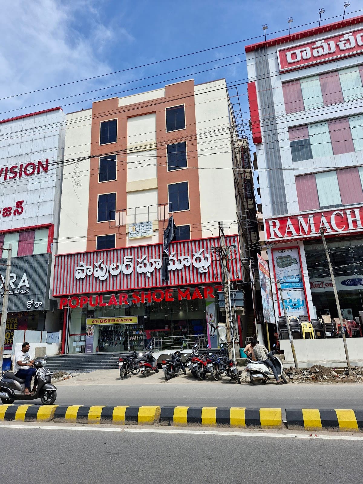 Avanish Pavbajii — photo by Jonnalagadd Kumar