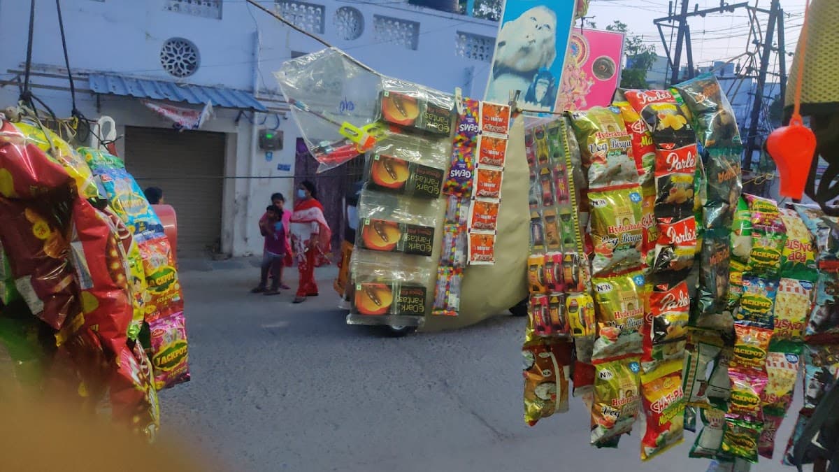 Balaji fancy & General Stores and LIC solutions.. — photo by CHANDALURI VENKATASAIKUMAR