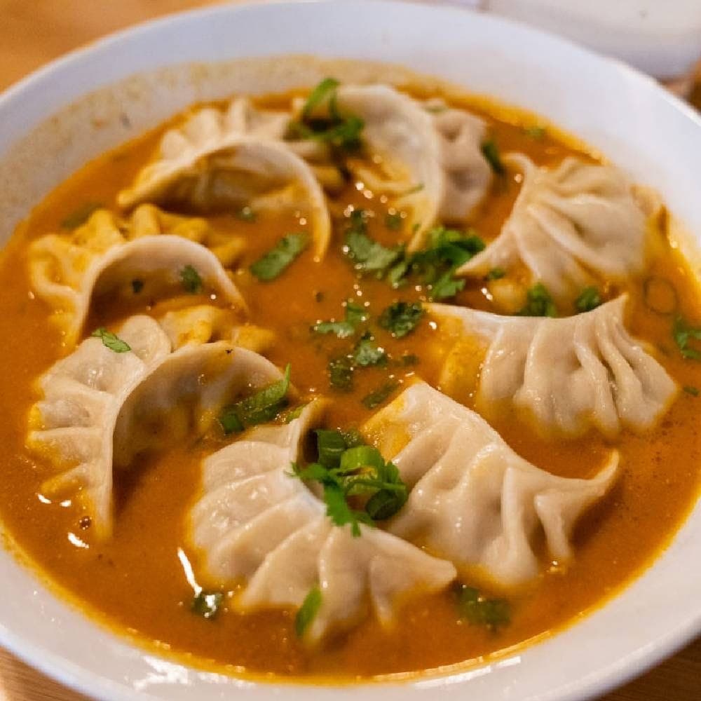 Chwassa Jhol Mo:Mo, Shiva Chwok — photo by live mems