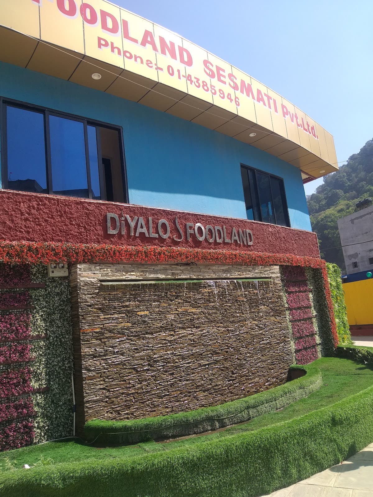 Diyalo Foodland Sesmati — photo by Tulsiram Bhattarai