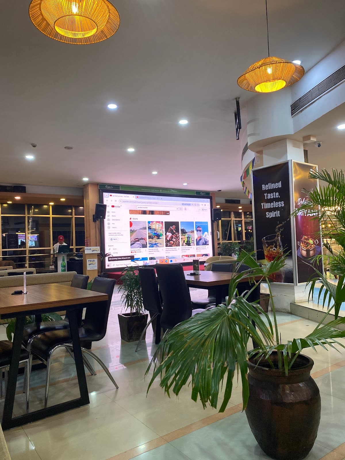 Food Court City Center — photo by Food Court City Center