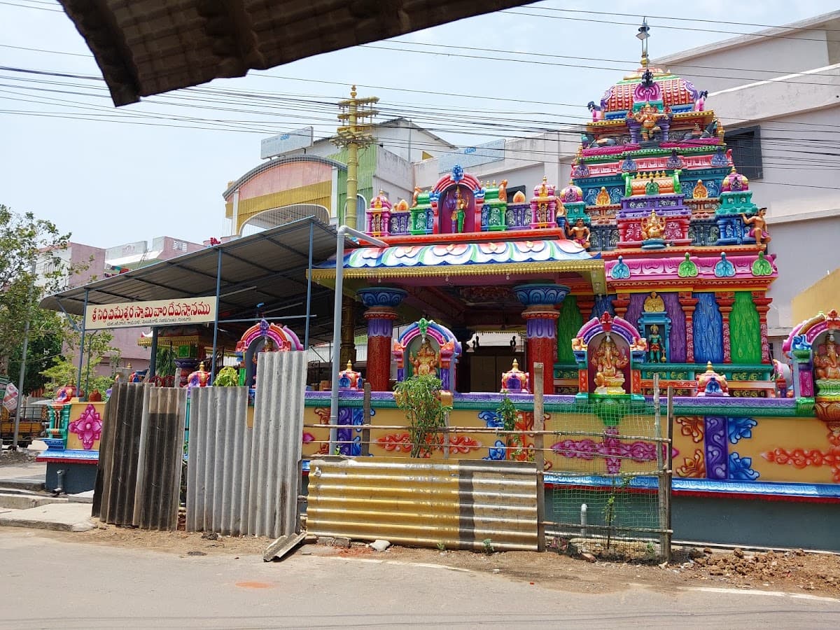 Ganesh Temple — photo by Srinuvas Kishor