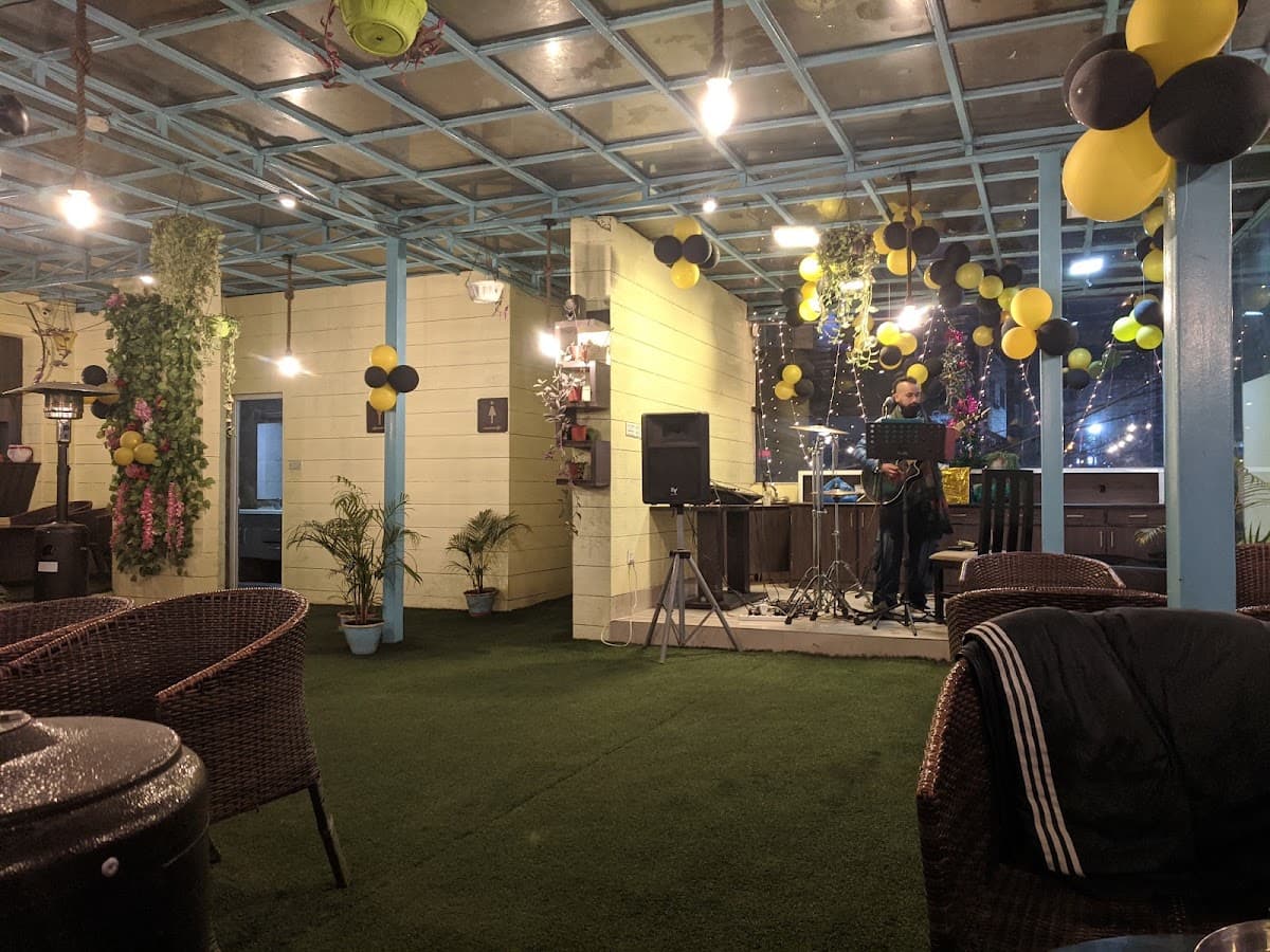 Gangaur Fine Dining — photo by Ma Nish (Mr . Spark)