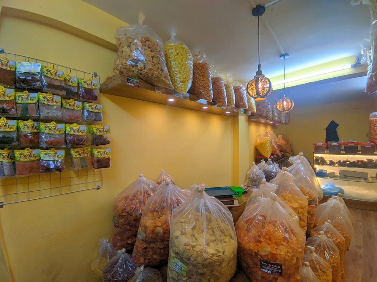 Gazzabko Snacks, Tenzing Chowk — photo by Gazzabko Snacks, Tenzing Chowk
