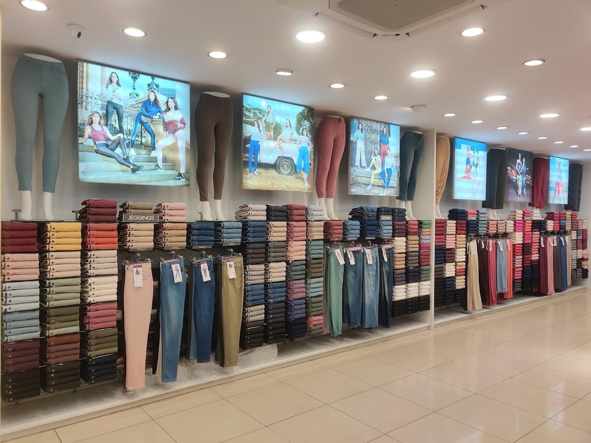 Go Colors | Vijayawada Airport | Women's Bottom Wear — photo by Go Colors | Vijayawada Airport | Women's Bottom Wear