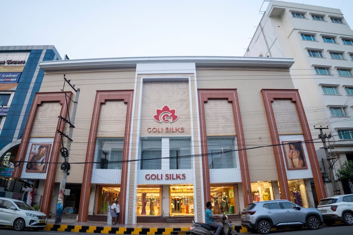 Goli Silks - Vijayawada — photo by Goli Silks