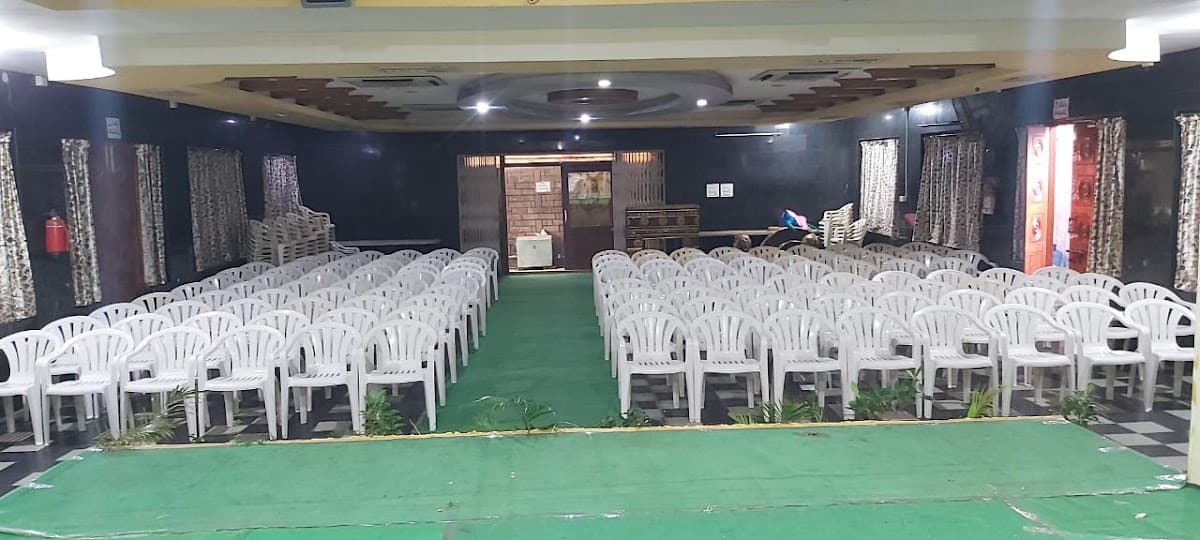 Guntur District Wine Merchant Function Hall — photo by Revathi Jabbu