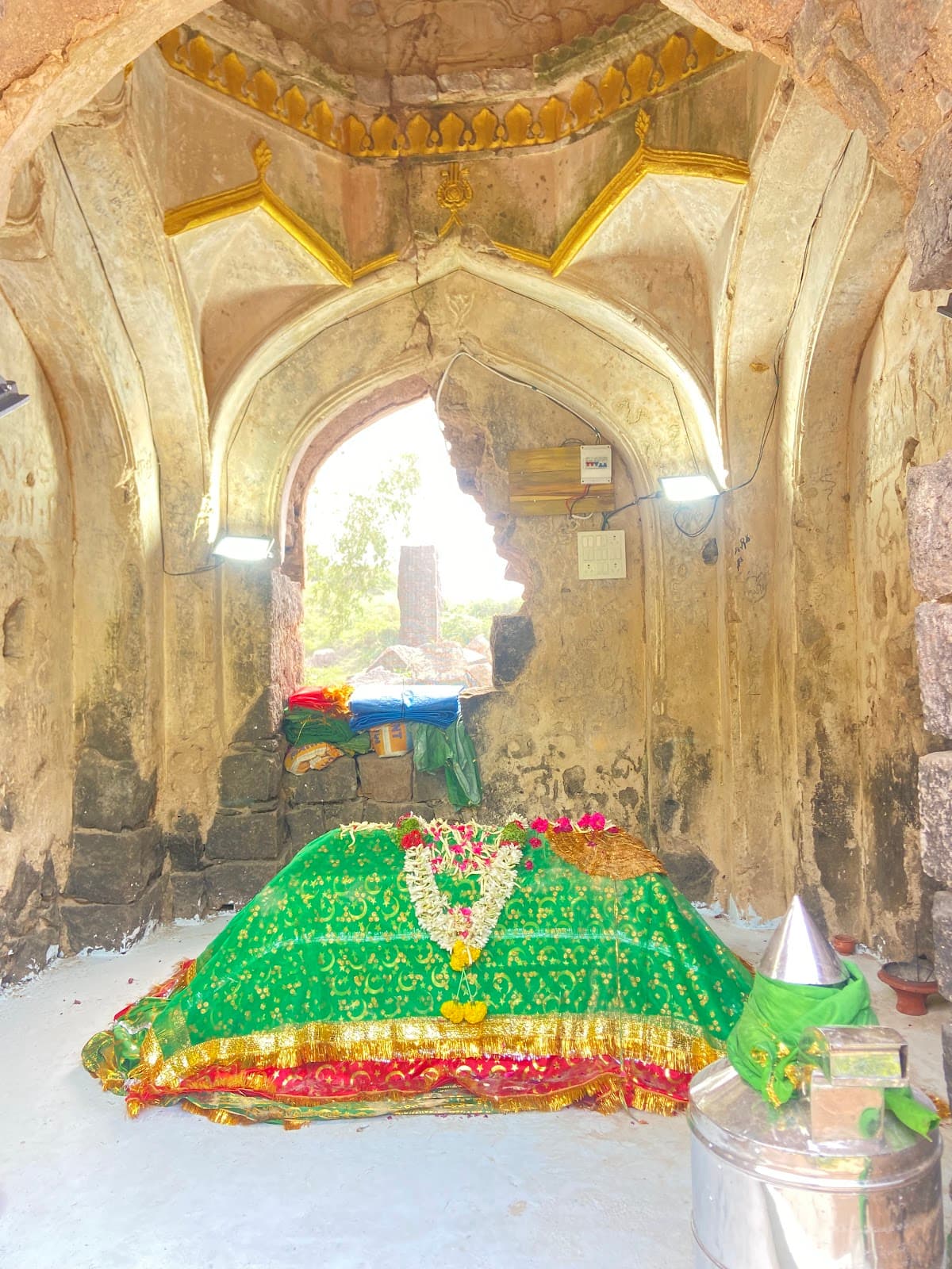 Hazrat Sufi Syed Shah Iraqi Auliya Dargah — photo by Shaik Sufi Imran