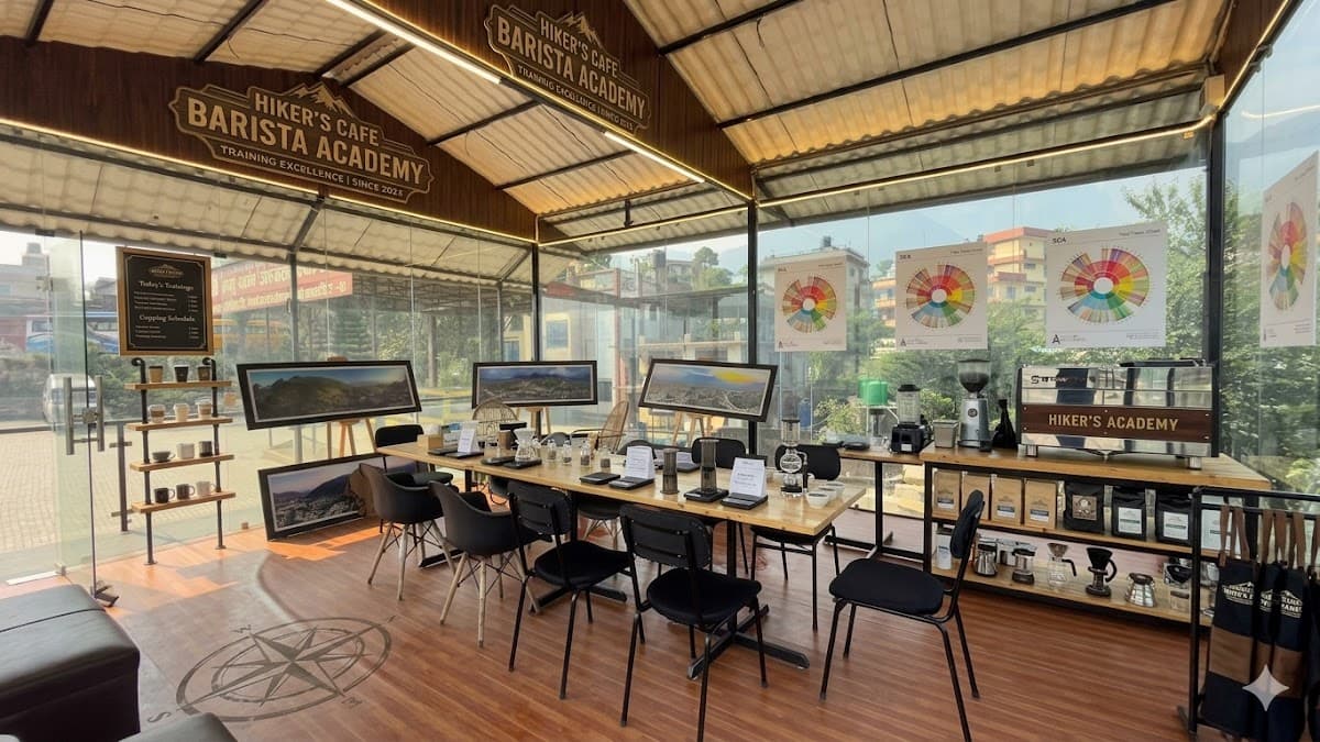 HIKERS’ CAFE STUDIO — photo by HIKERS’ CAFE STUDIO
