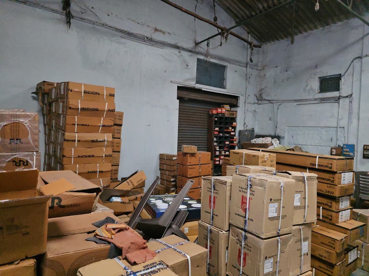 Hindustan Agencies Wholesale — photo by Faazil