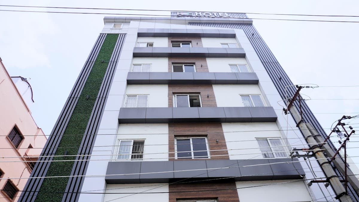 Hotel grand city — photo by Growvance Tech solutions