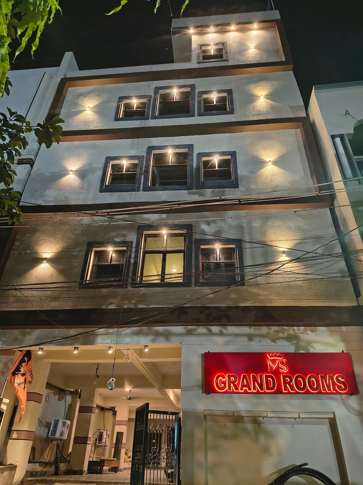 Hotel MS Grand Rooms — photo by Mangalapalli Shanmukhateja