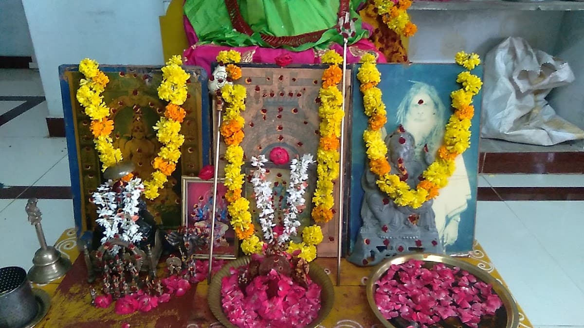 HymavathI Kirana Shop — photo by S. N Dev