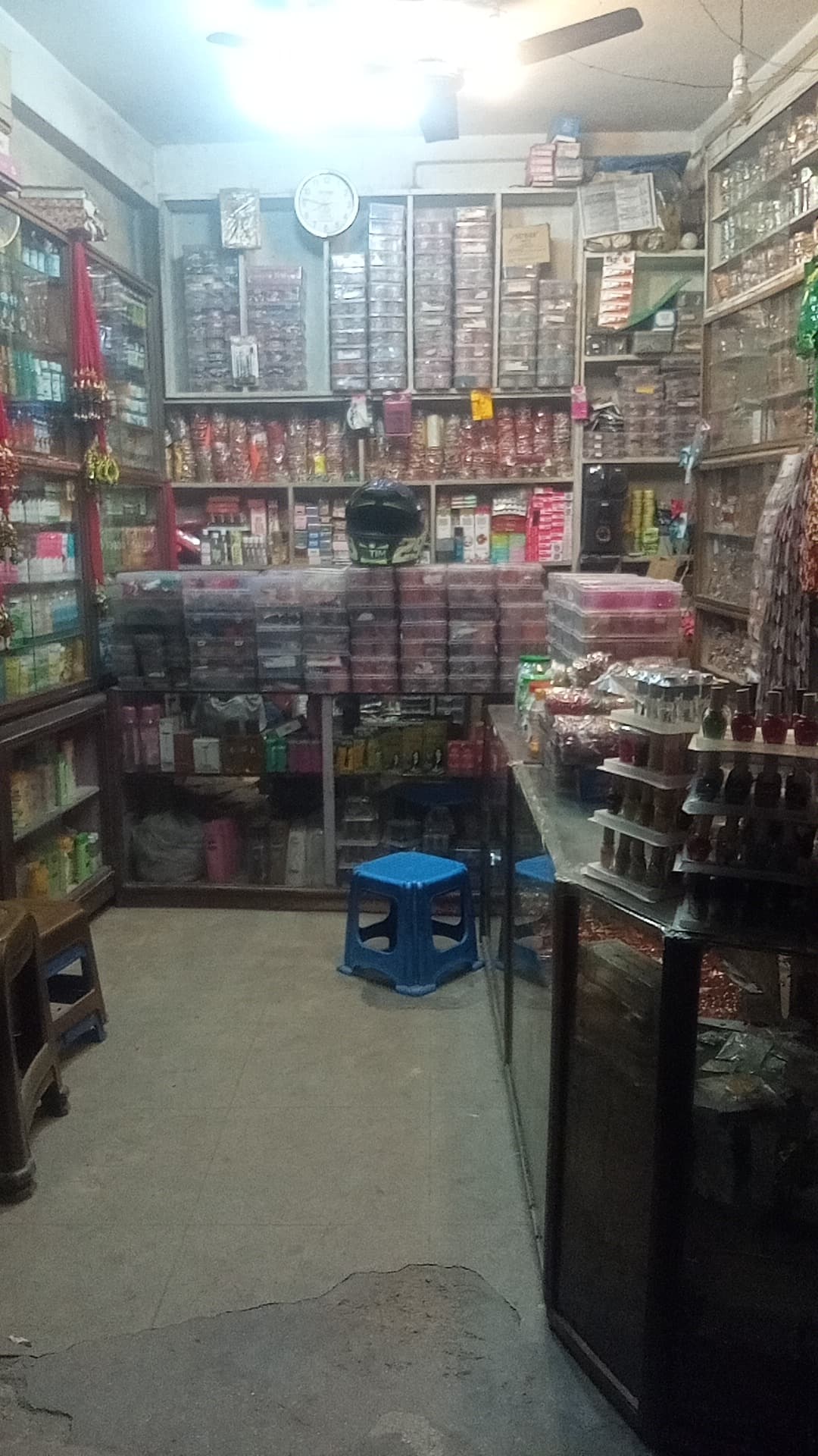 Jahir Cosmetics — photo by Mohin Uddin