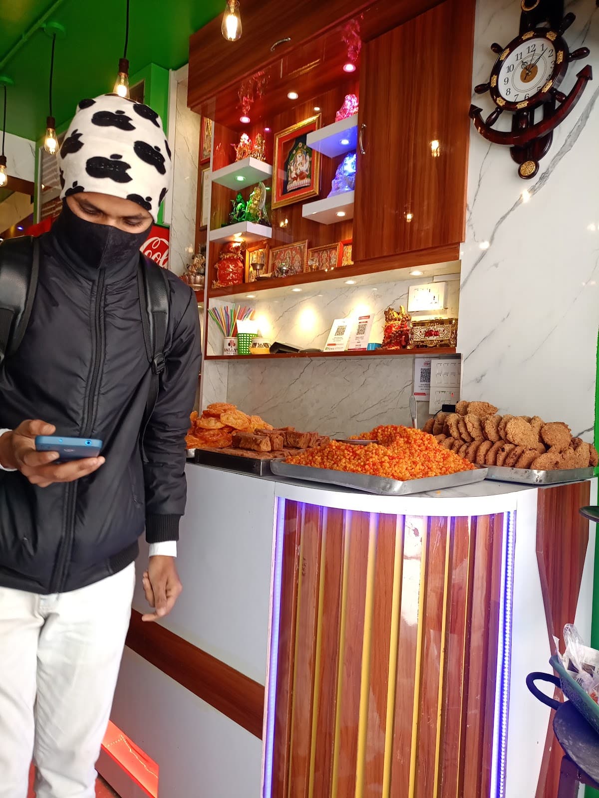 Jaiswal Bhojanalaya & Sweets — photo by Ravi Jaiswal