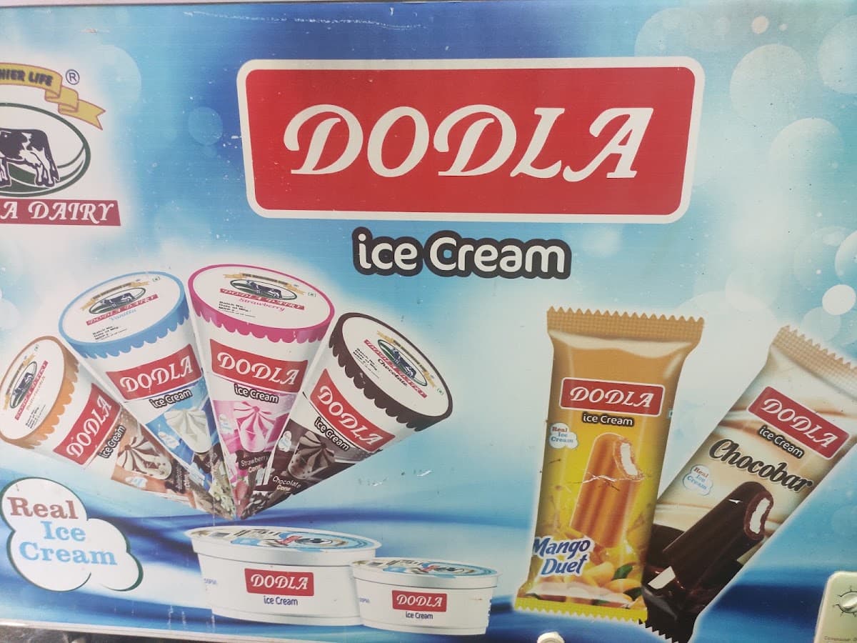Jani and sons ice creams — photo by Mohammad Athiqur Raheman