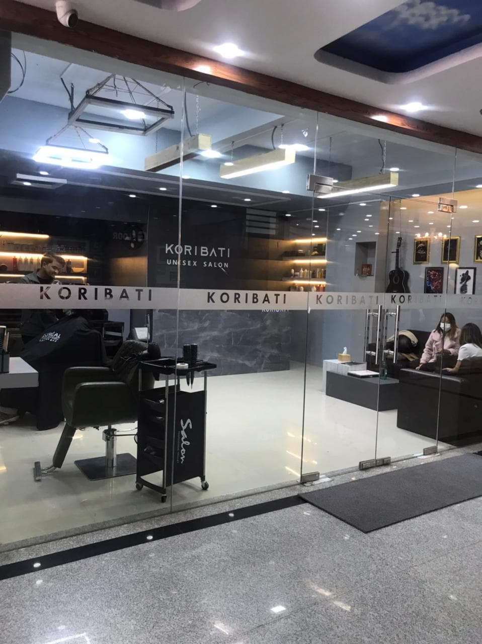 Koribati Unisex Salon — photo by Bijay Pariyar