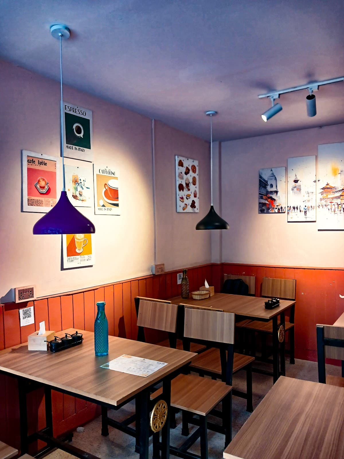 Losha Café — photo by Losha Café