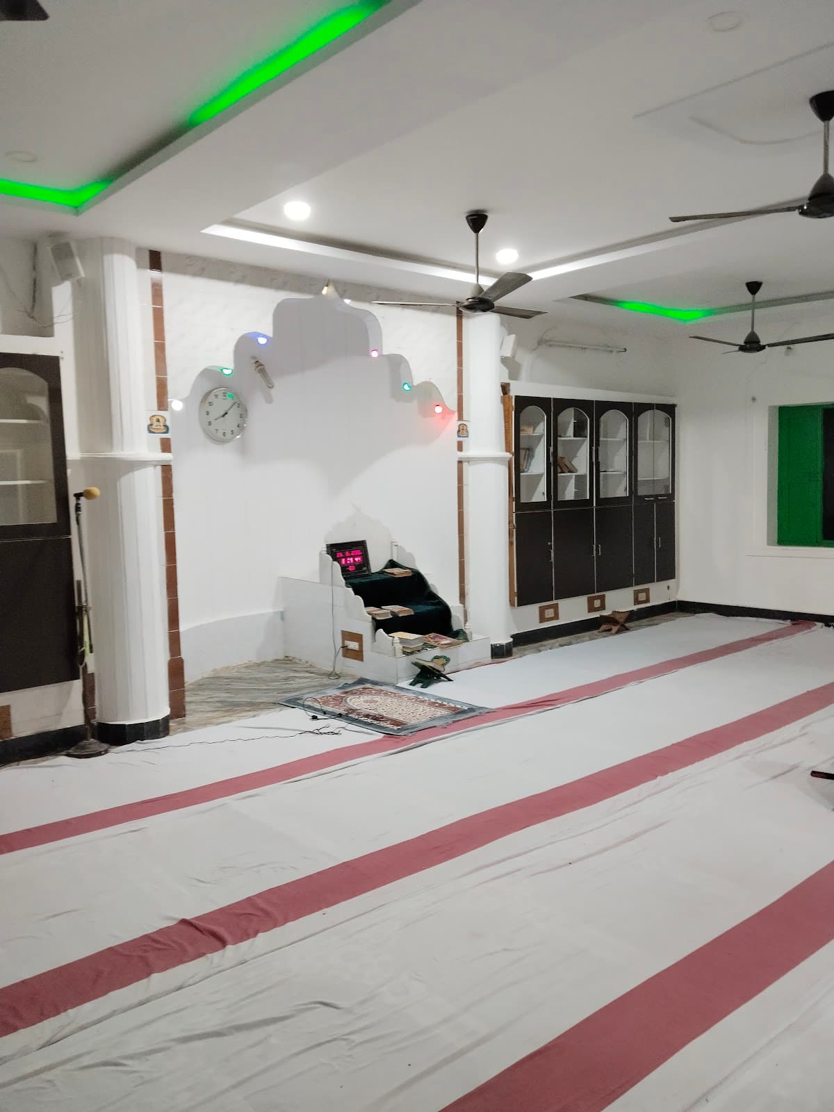 MAJID- E-ANJUMAN — photo by Abdul Shaik