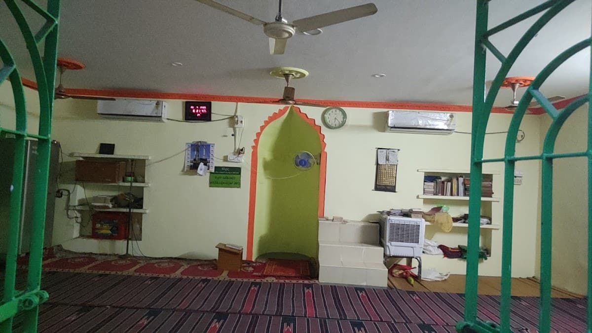 Masjid YA RAHIMIYA — photo by Yaseen Pathan
