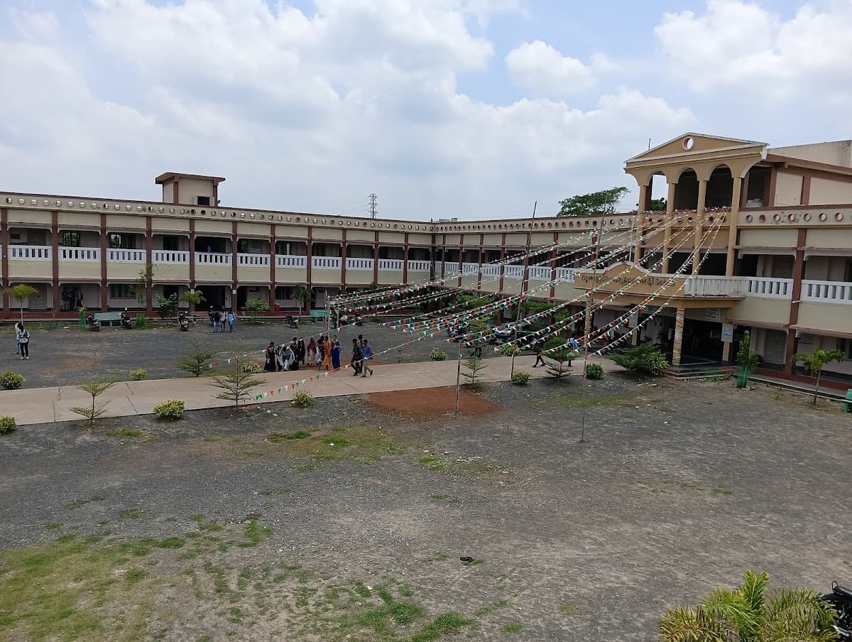 MBTS Government Polytechnic college — photo by Maksud Shaik