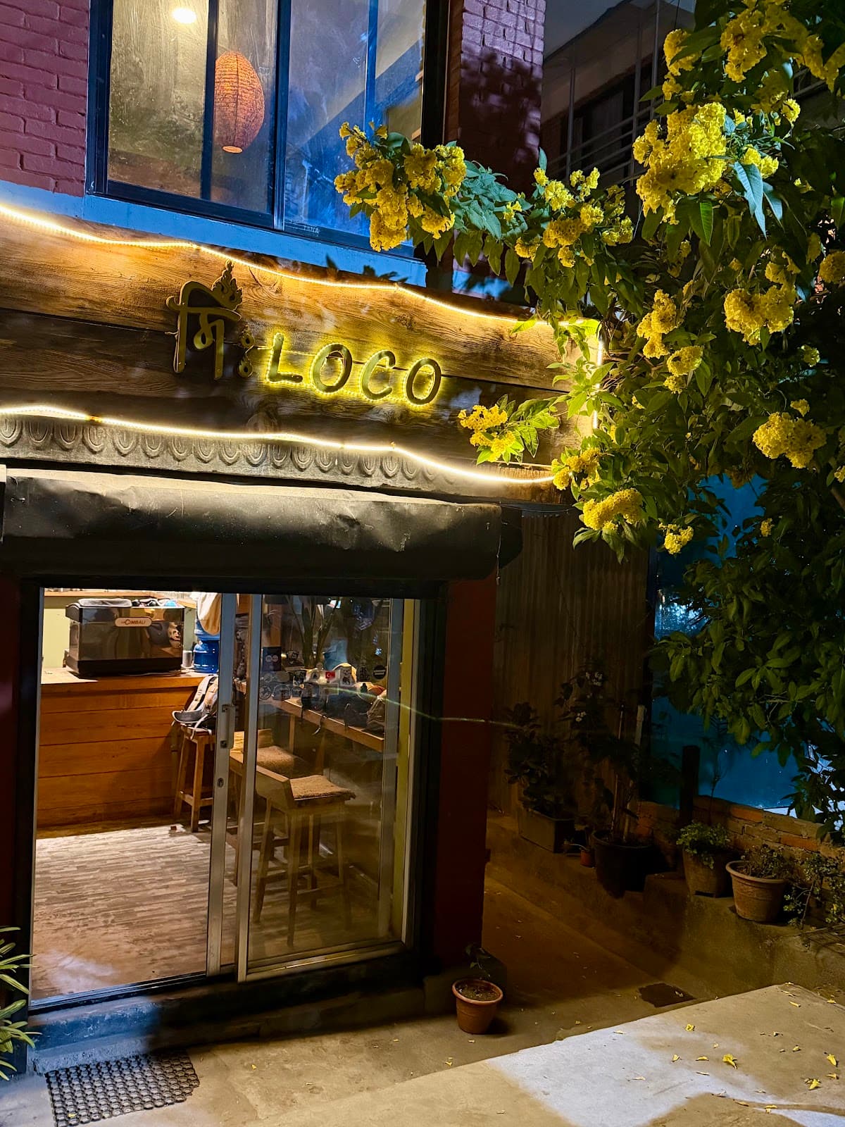 Mi:loco Cafe' n Restaurant — photo by Mi:loco Cafe' n Restaurant