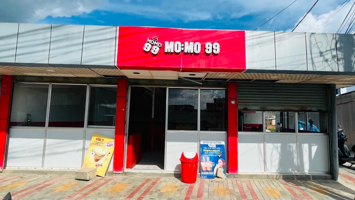 Mo:Mo 99, Srijana Toll — photo by Mo:Mo 99, Srijana Toll