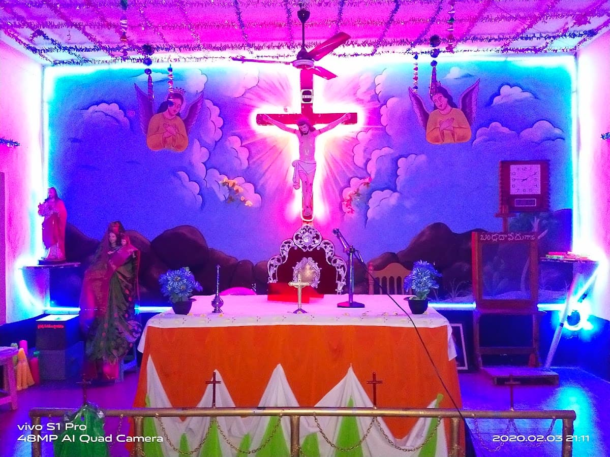 Mother Teresa RCM church — photo by Srinivas Mb