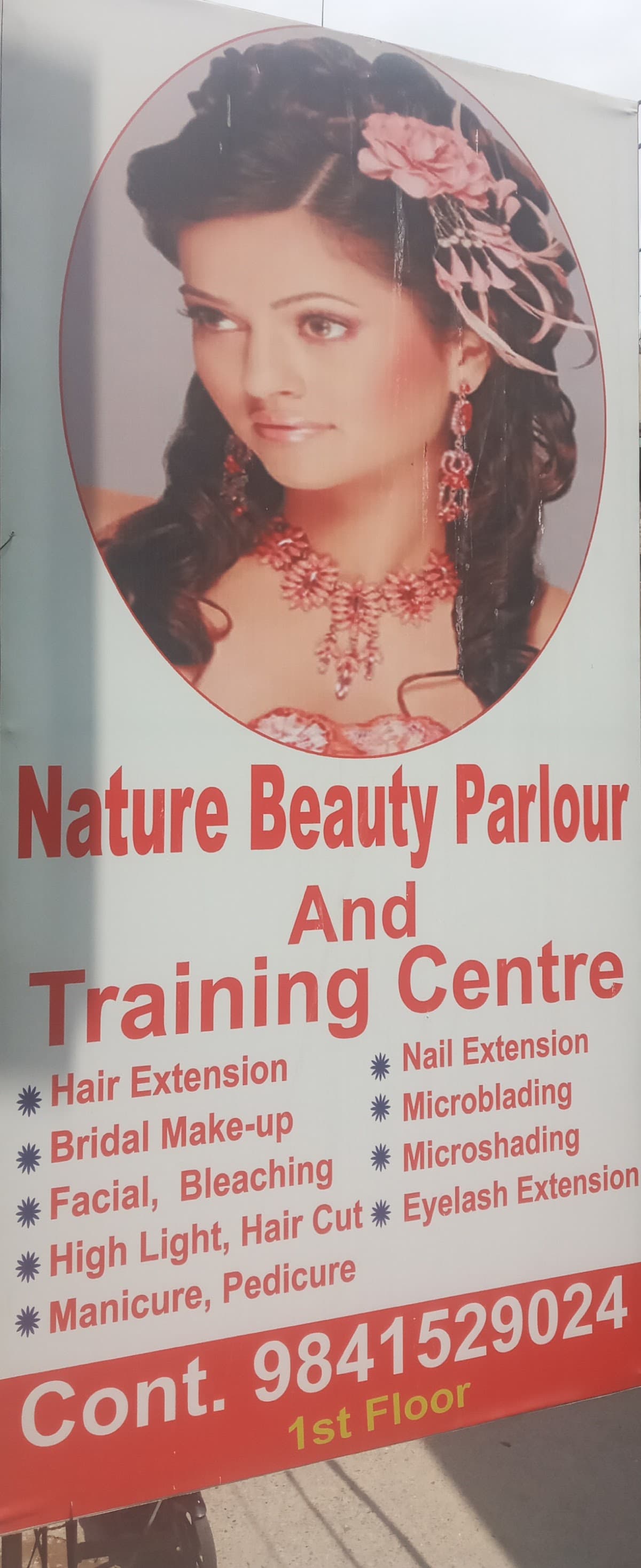 Nature beauty parlor — photo by Hari Dhungana