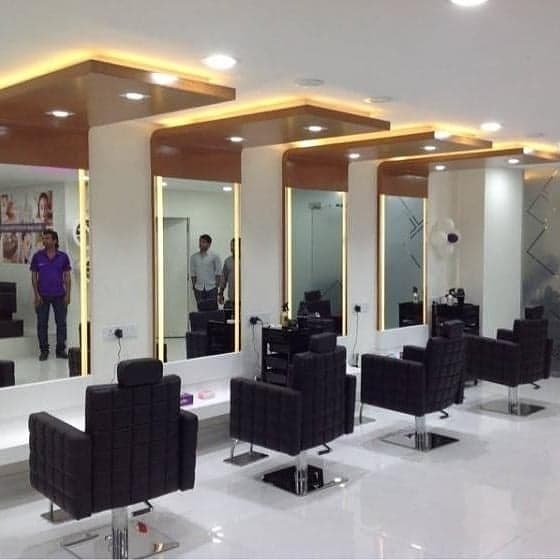 Neeldavid's International Unisex Salon — photo by Neeldavid's
