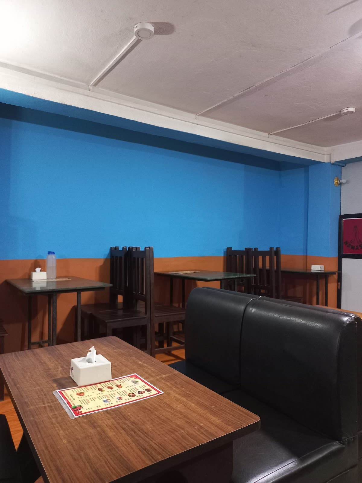 Nimto MoMo Naan & Stick Food House — photo by Bimal Paudel
