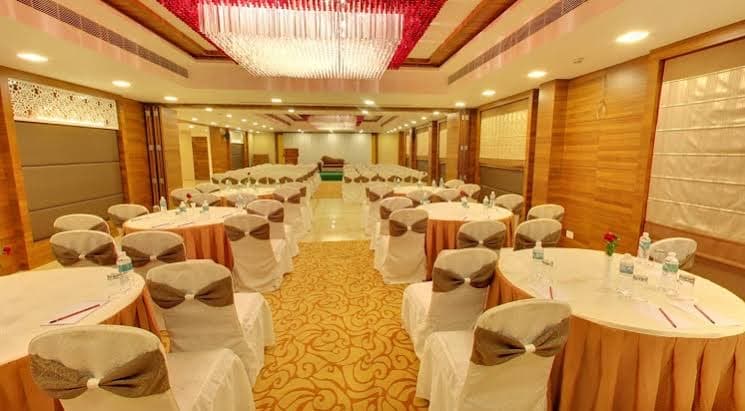 Park N Restaurant — photo by KIRAN GARIKIPATI