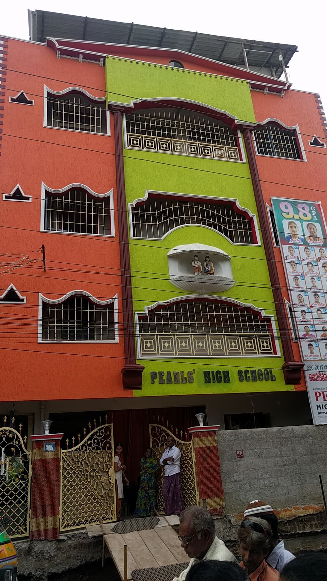 Pearls High School — photo by Rajasekhar Yadavalli (Scientist)