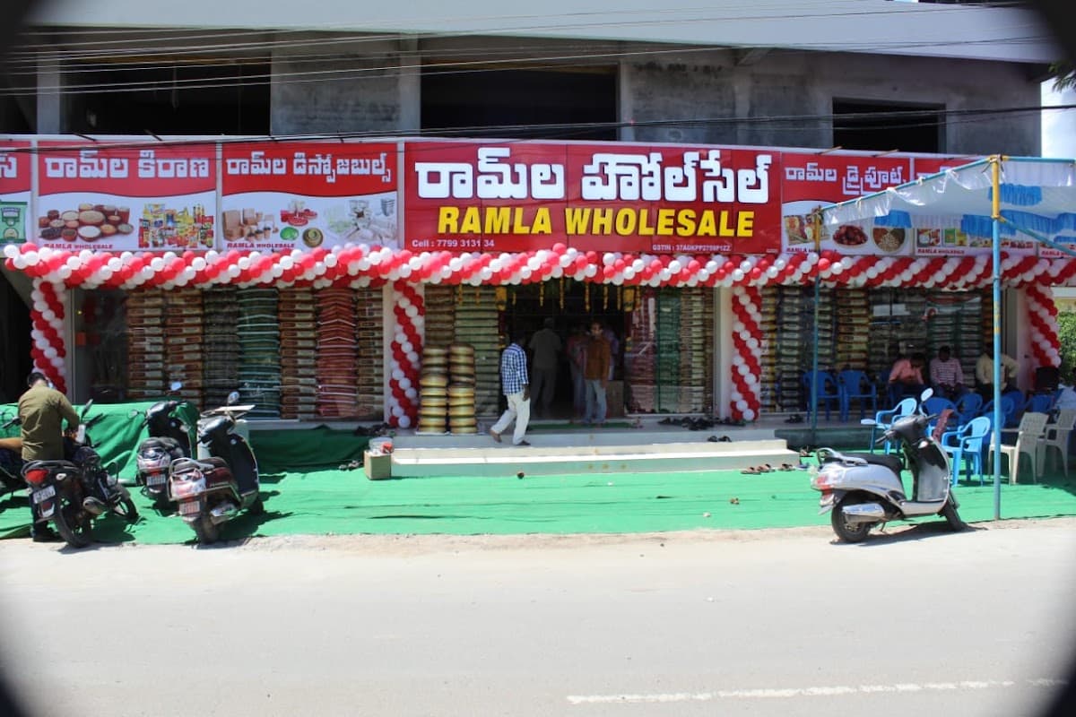 RAMLA WHOLESALE — photo by RAMLA WHOLESALE