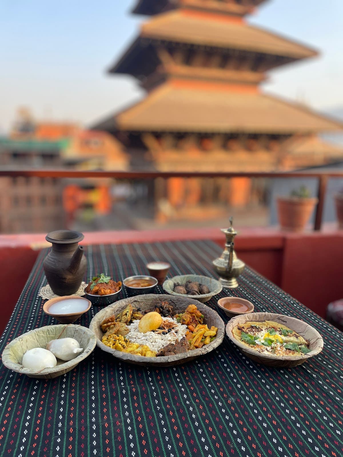 Rato Ghar Hotel and Rooftop Restaurant — photo by Rato Ghar Hotel and Rooftop Restaurant