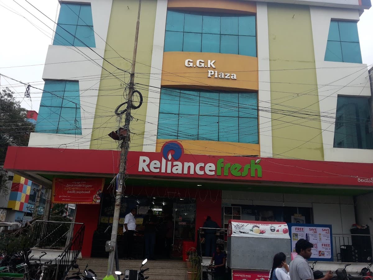 Reliance Smart — photo by venkat mallem