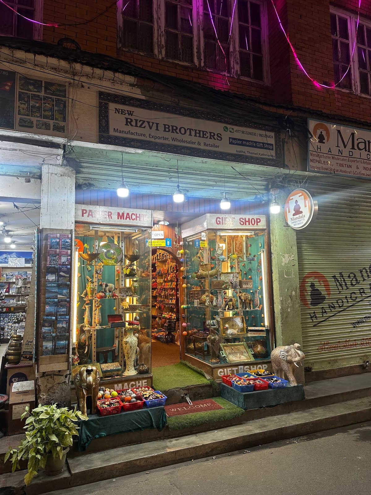 Rizvi Brothers Paper Mache Gift Shop