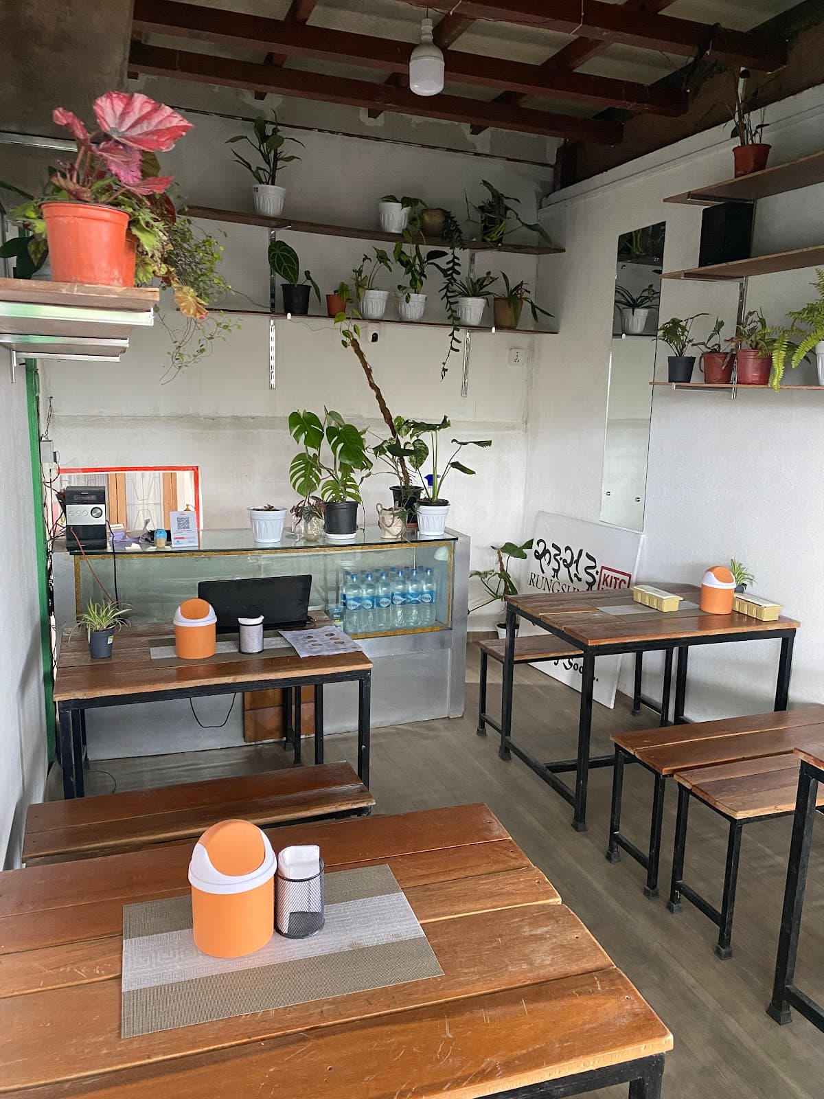 Rungsung kitchen — photo by Ajeet Lama